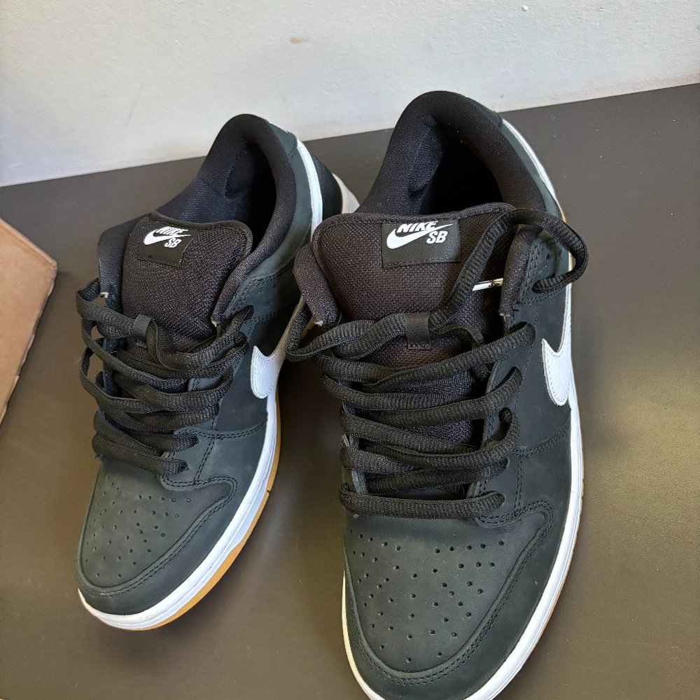 Nike SB Dunk Low Black/Gum 11.5 Shoes